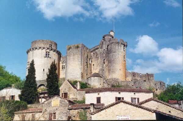 Bonaguil1.jpg (27945 bytes)