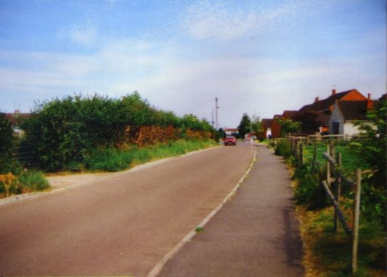 PoundLane2R.JPG (31424 bytes)